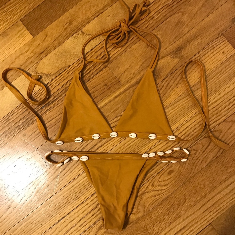 Cheeky Mustard Shell Bikini